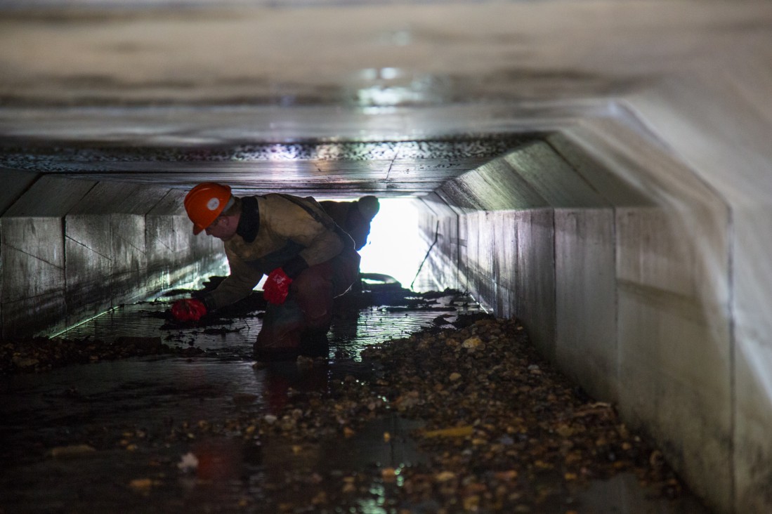 Confined space team with advanced safety equipment UK